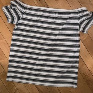 Striped shoulder top